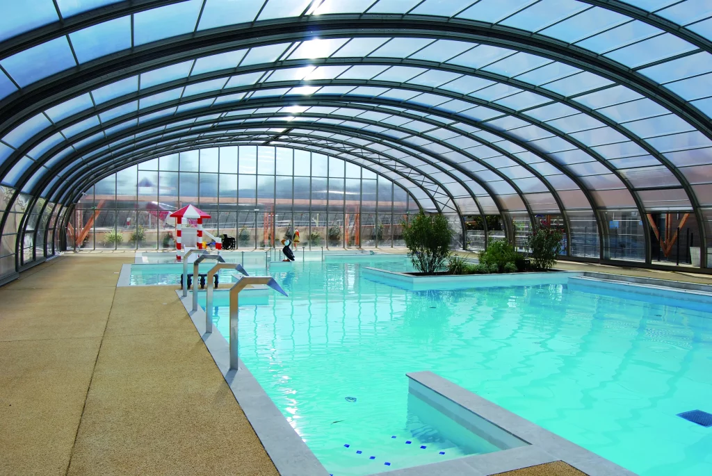 Piscine couverte chauffée en bord de mer, Camping de la Croix l'Abbé, Baie de Somme